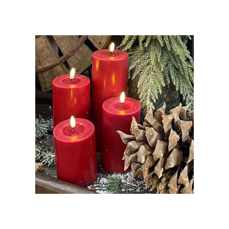 Echtwachs-LED-Stumpenkerze |Deluxe Homeart| Bordeaux-rot 12,5cm